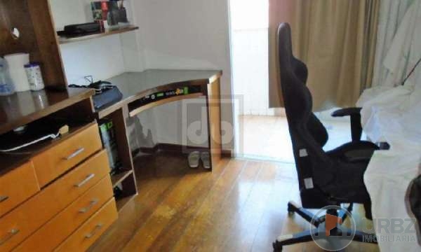 APARTAMENTO NO JARDIM GUANABARA  – ILHA DO GOVERNADOR  COM 4  QUARTOS