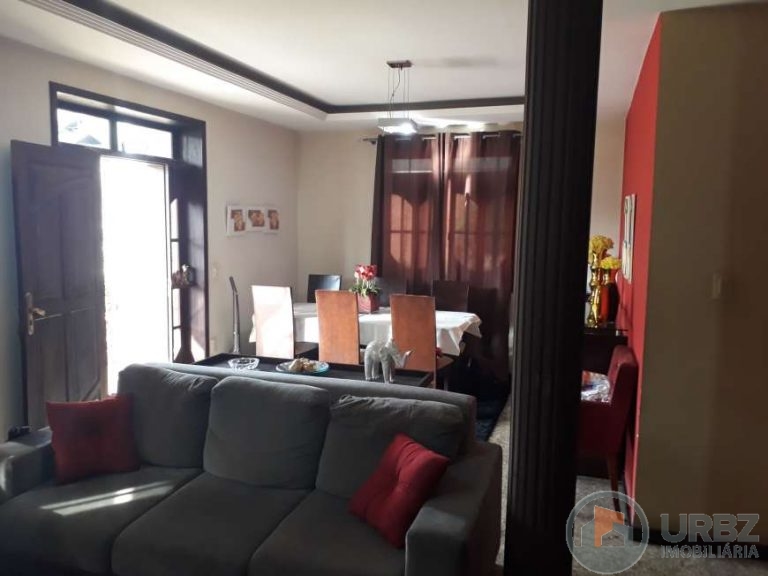 Casa na Padrão na 25 de Agosto Casa na Padrão na 25 de Agosto