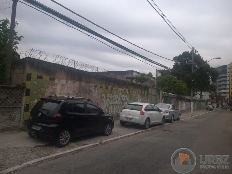 Área Comercial na 25 de Agosto Área Comercial na 25 de Agosto