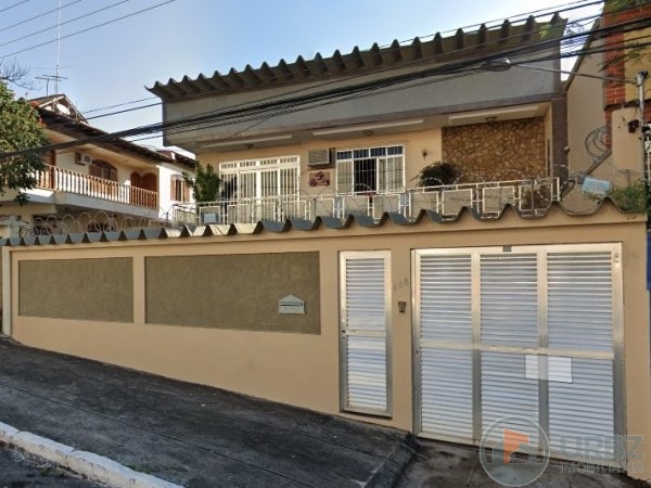 Casa Duplex em Duque de Caxias