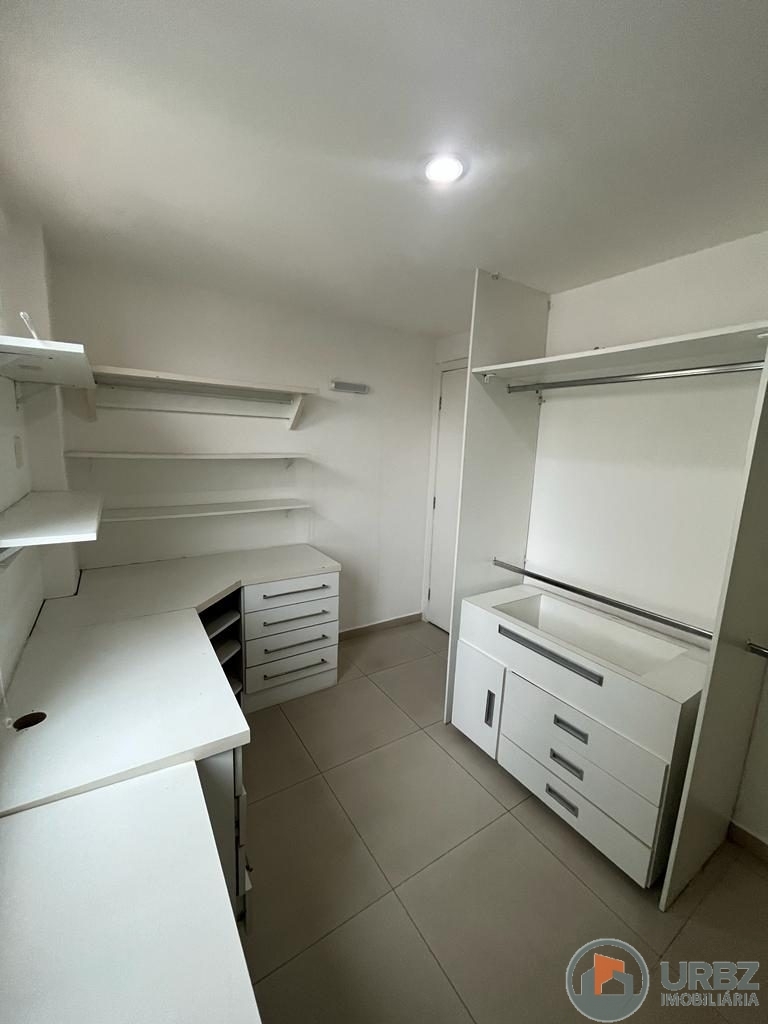 Apartamento Semi Mobiliado na 25 de Agosto