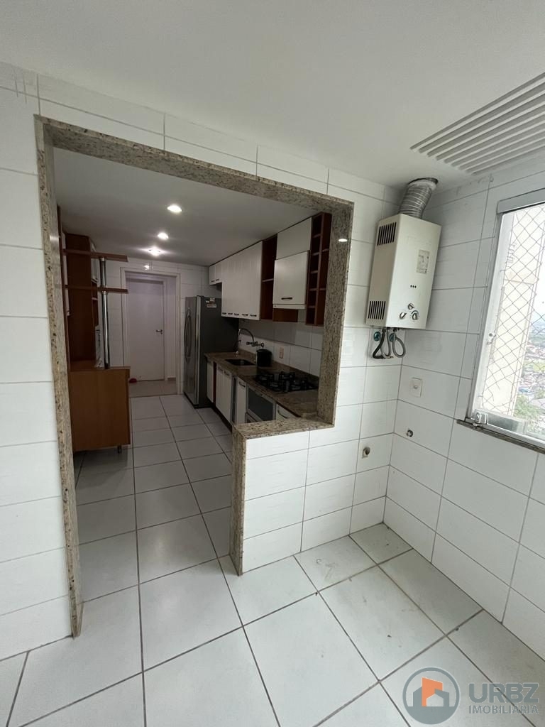 Apartamento Semi Mobiliado na 25 de Agosto