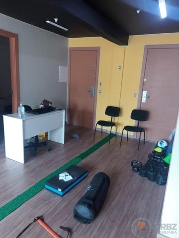 Conjunto de Salas Comerciais na 25 de Agosto Conjunto de Salas Comerciais na 25 de Agosto