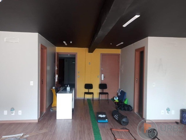 Conjunto de Salas Comerciais na 25 de Agosto Conjunto de Salas Comerciais na 25 de Agosto