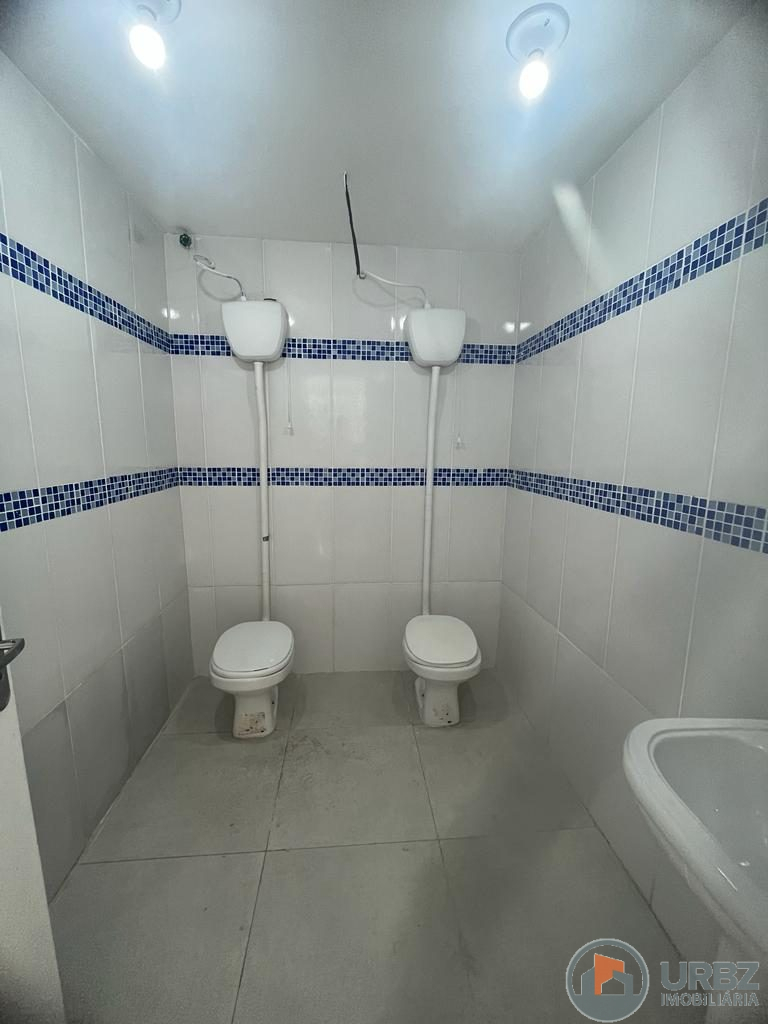 Prédio Comercial no Centro de Duque de Caxias Prédio Comercial no Centro de Duque de Caxias