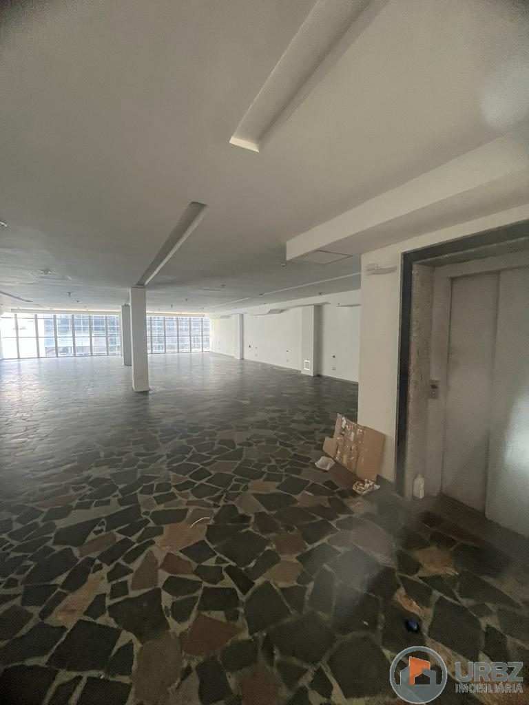 Prédio Comercial no Centro de Duque de Caxias Prédio Comercial no Centro de Duque de Caxias