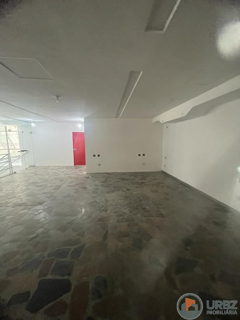 Prédio Comercial no Centro de Duque de Caxias Prédio Comercial no Centro de Duque de Caxias