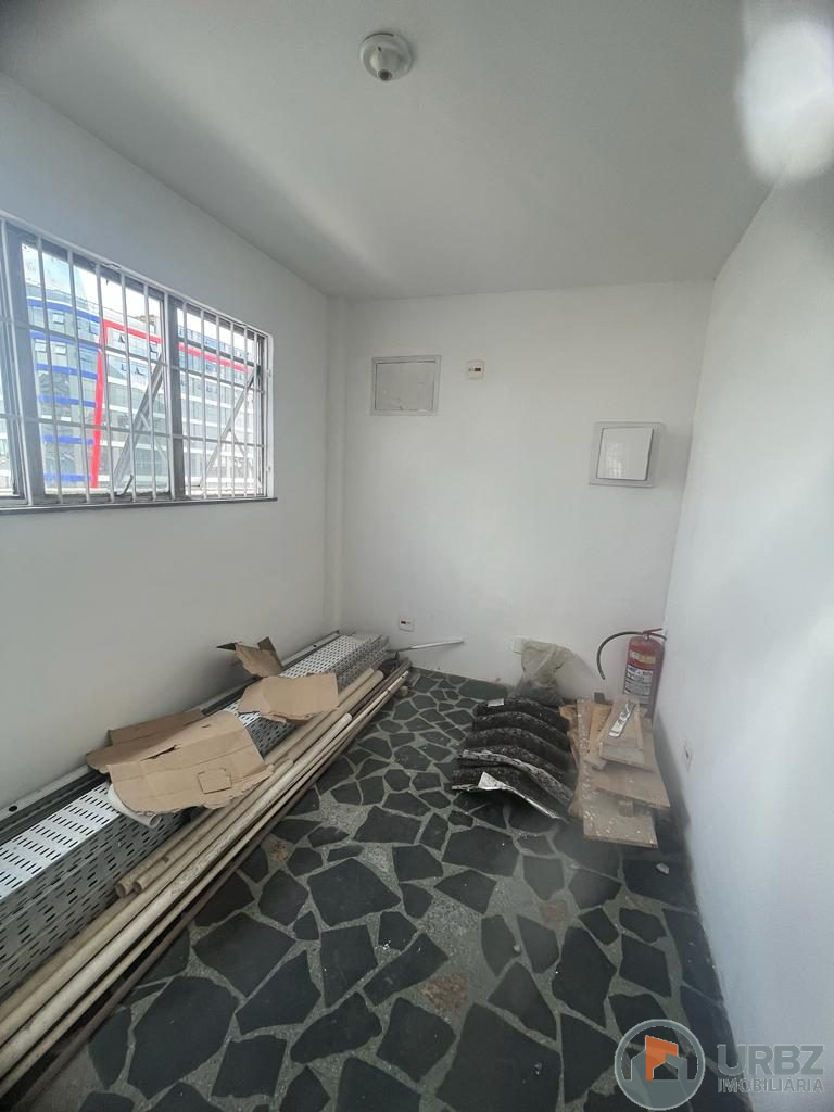 Prédio Comercial no Centro de Duque de Caxias Prédio Comercial no Centro de Duque de Caxias