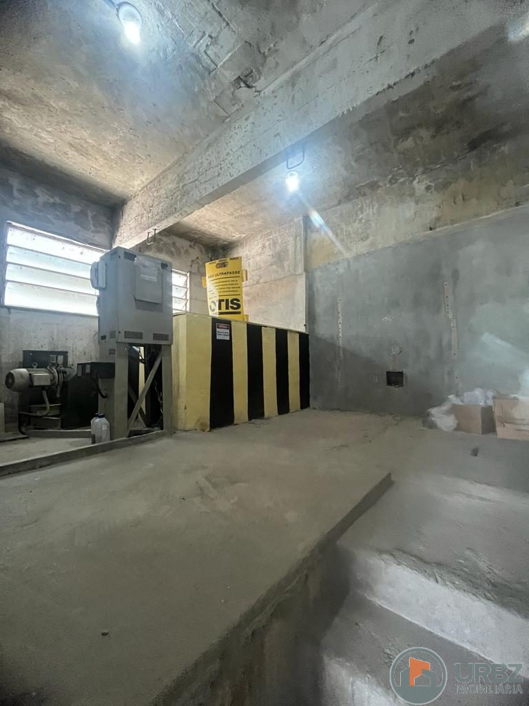 Prédio Comercial no Centro de Duque de Caxias Prédio Comercial no Centro de Duque de Caxias