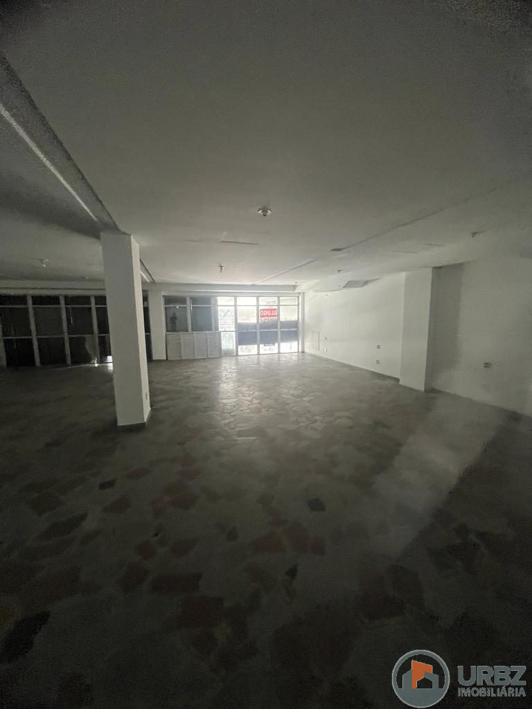 Prédio Comercial no Centro de Duque de Caxias Prédio Comercial no Centro de Duque de Caxias