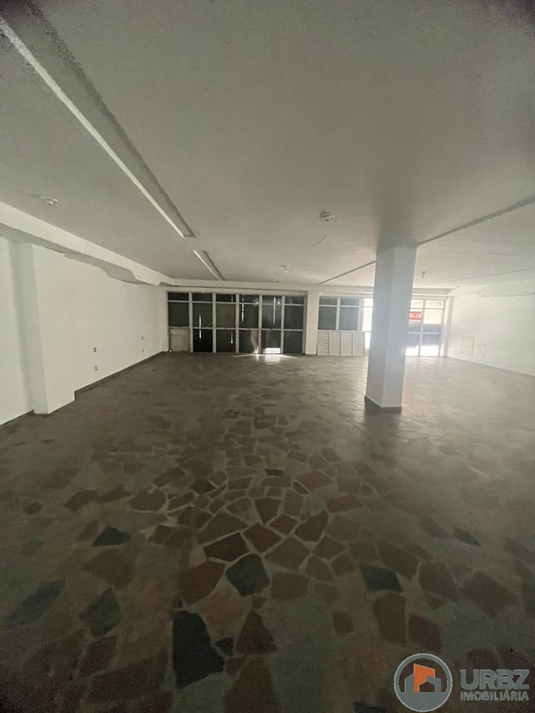Prédio Comercial no Centro de Duque de Caxias Prédio Comercial no Centro de Duque de Caxias
