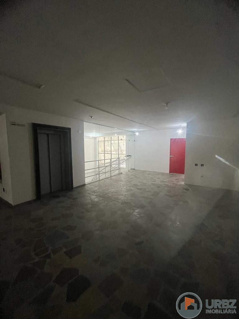 Prédio Comercial no Centro de Duque de Caxias Prédio Comercial no Centro de Duque de Caxias