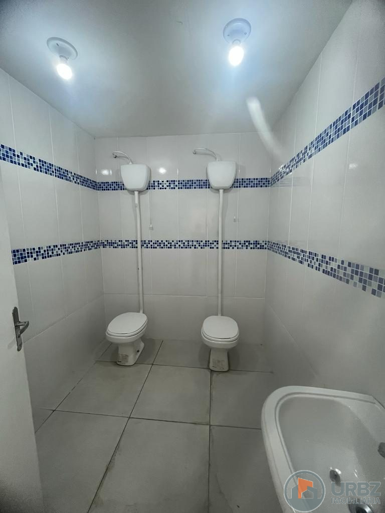Prédio Comercial no Centro de Duque de Caxias Prédio Comercial no Centro de Duque de Caxias