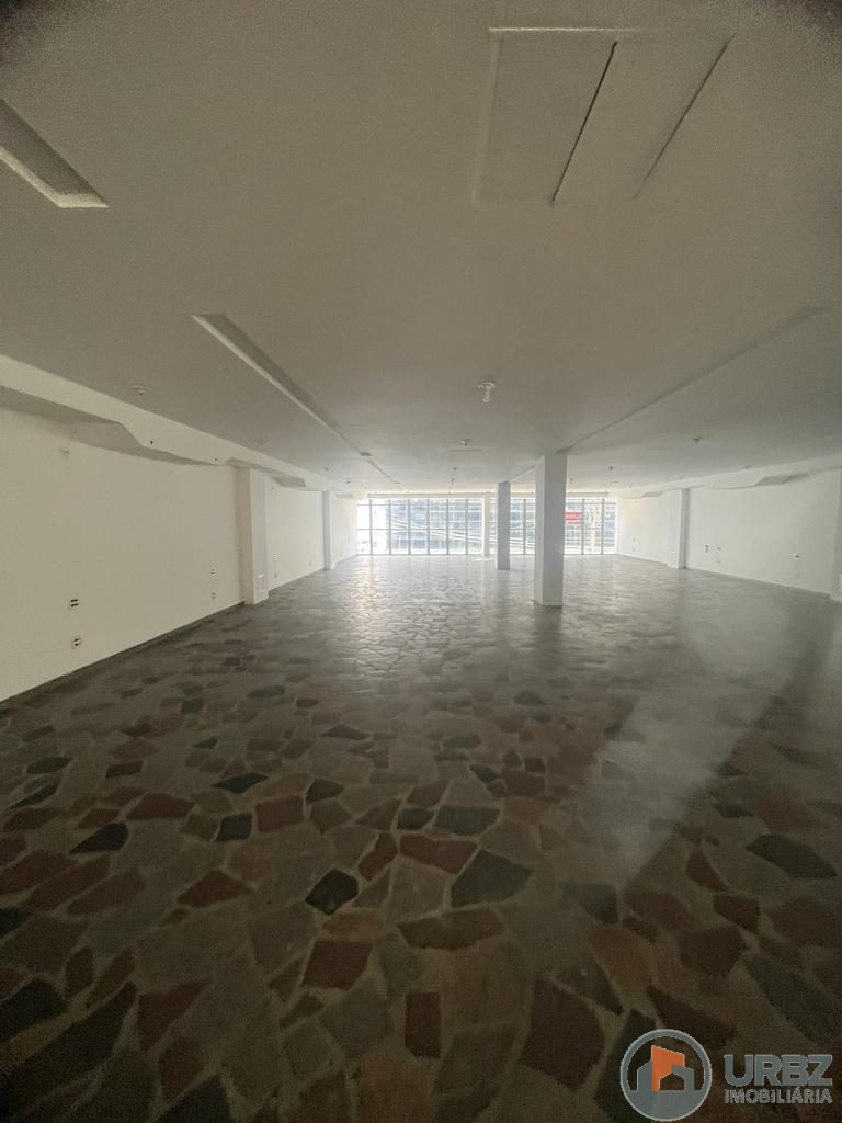 Prédio Comercial no Centro de Duque de Caxias Prédio Comercial no Centro de Duque de Caxias