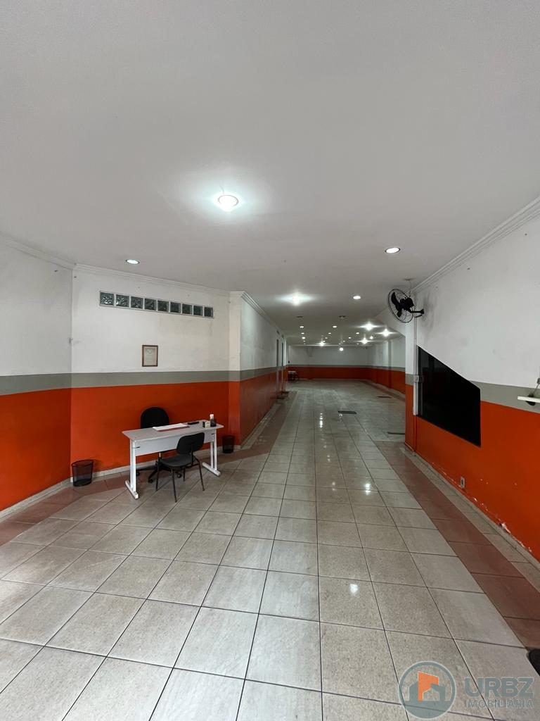 Loja Comercial no Parque Duque Loja Comercial no Parque Duque