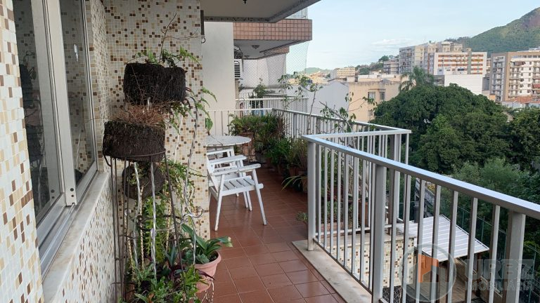 Apartamento em Vila Isabel Apartamento em Vila Isabel