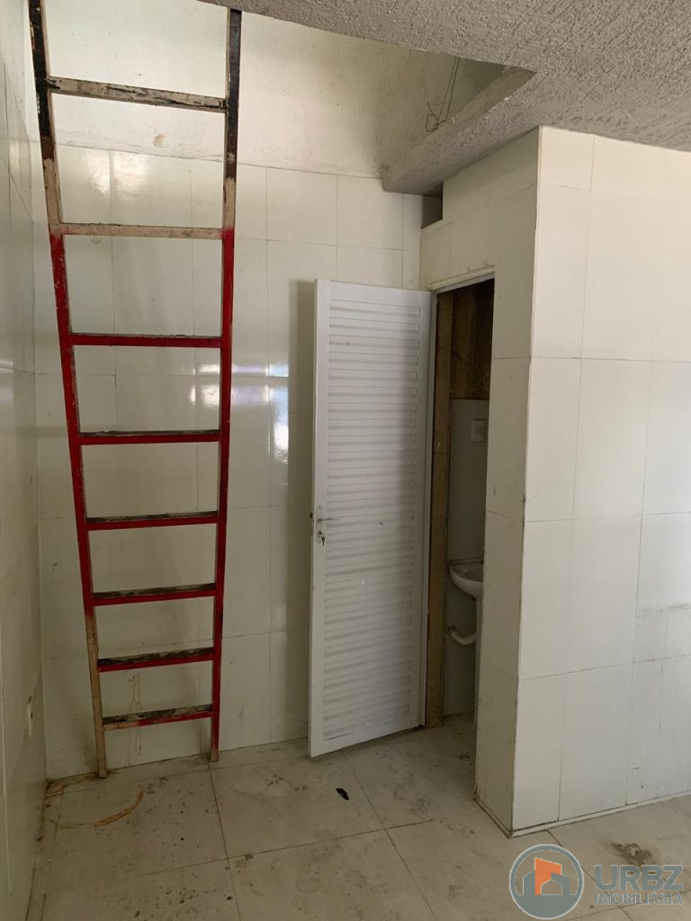 Loja Comercial na 25 de Agosto Loja Comercial na 25 de Agosto