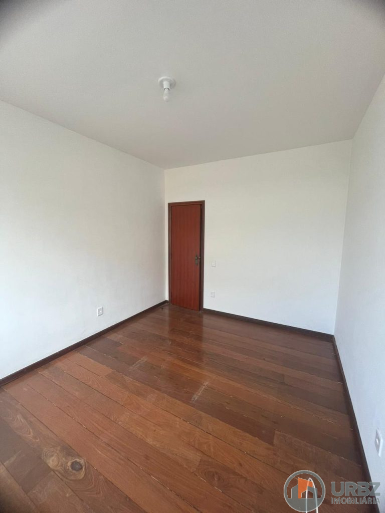 Apartamento na Vinte e Cinco Apartamento na Vinte e Cinco