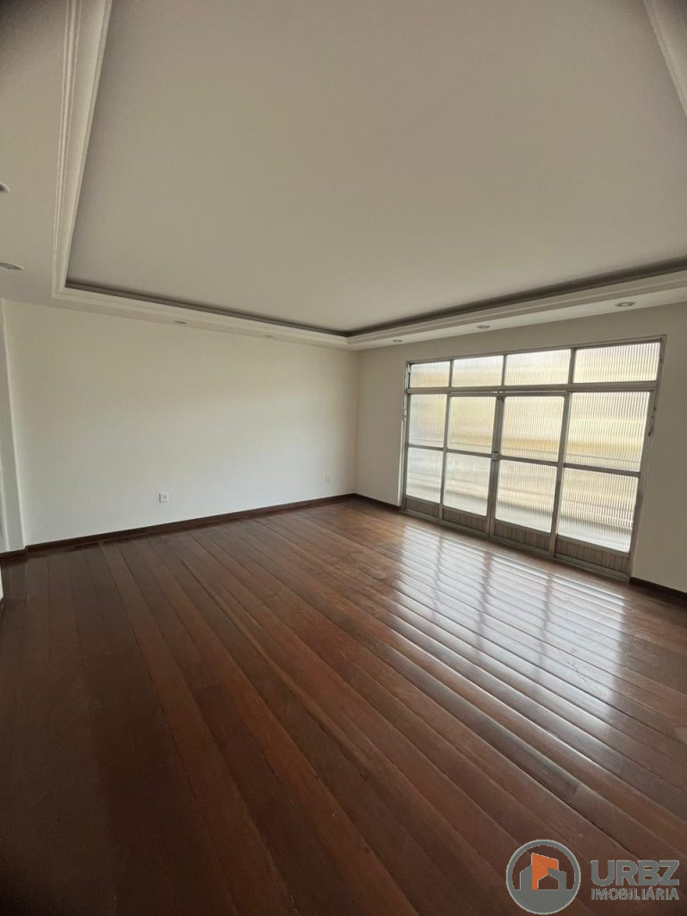 Apartamento na Vinte e Cinco Apartamento na Vinte e Cinco