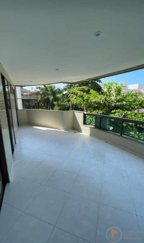 Apartamento no Recreio dos Bandeirantes Apartamento no Recreio dos Bandeirantes