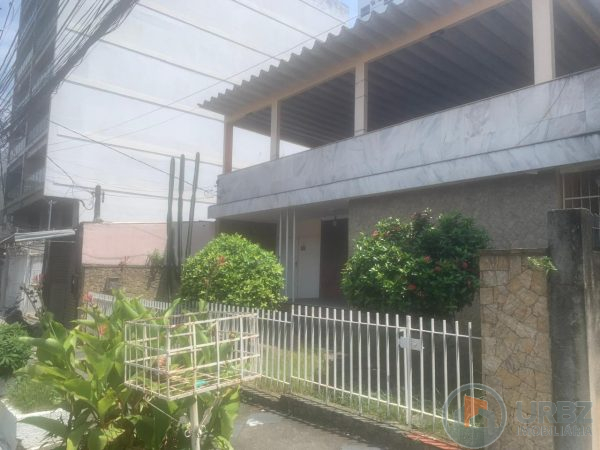 Casa na 25 de Agosto