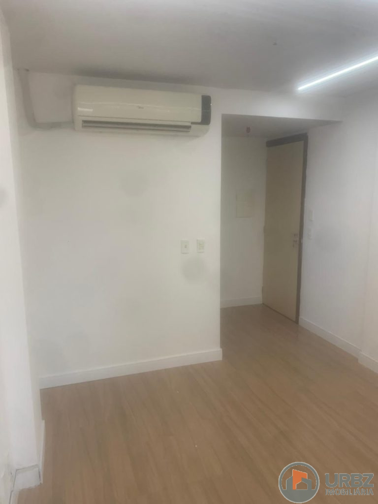 Sala Comercial na 25 de Agosto Sala Comercial na 25 de Agosto
