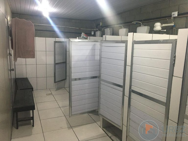 Galpão Comercial em Mesquita Galpão Comercial em Mesquita