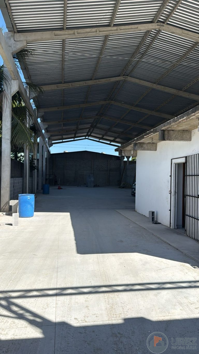 Galpão em Duque de Caxias Galpão em Duque de Caxias
